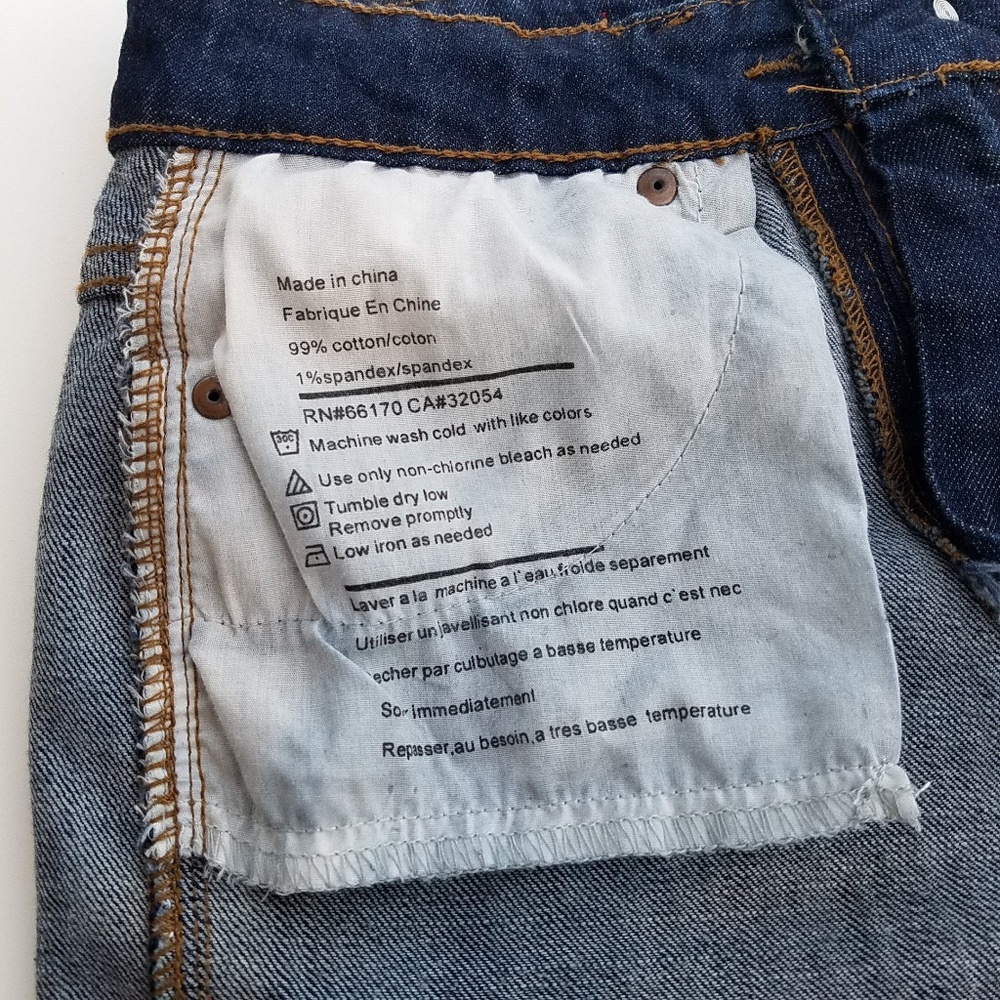 BDG | High Rise Dark wash cut off jean short folded hem 26 - Picture 5 of 5